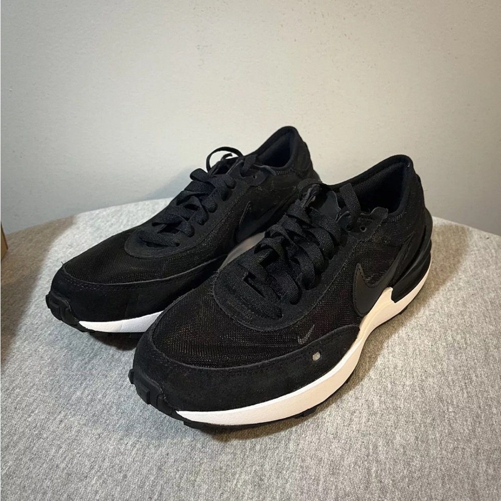 Nike GS Waffle One Grade School Black/White Sneaker Shoe Size 7Y DC0481-001 - Picture 9 of 11